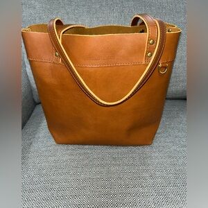 Portland Leather Montana -Honey